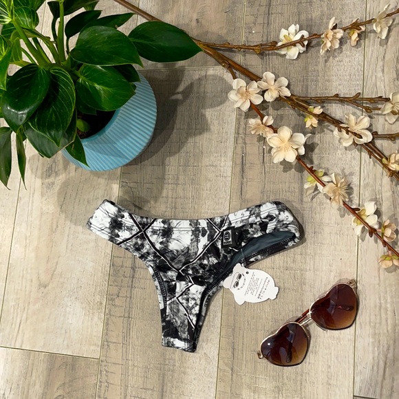 JOLYN Swim Bottom - Picture 2 of 6